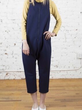 IGWT NYC Navy Baby Zip Up Jumper Small